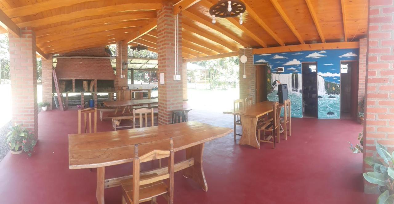 Cabanas La Quinta Puerto Iguazú Exterior foto